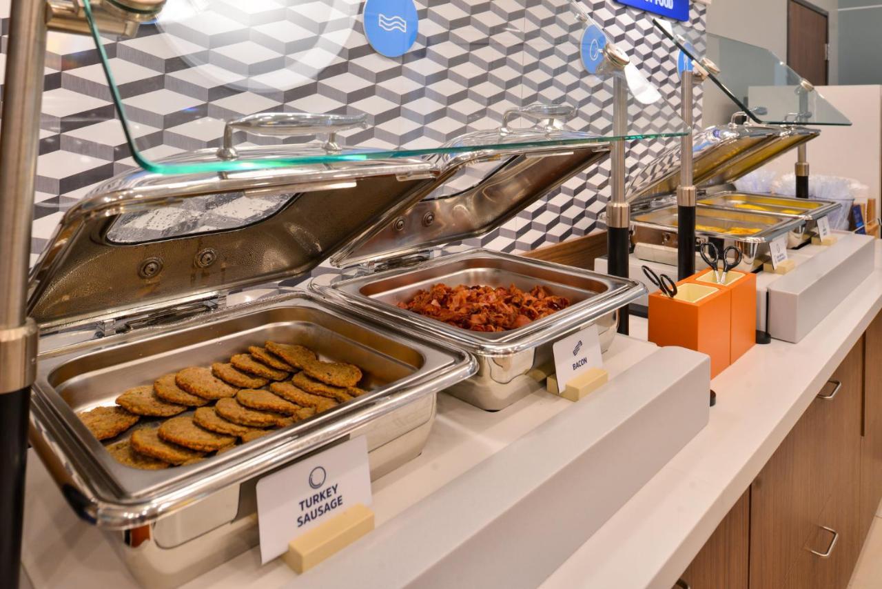 Holiday Inn Express & Suites Reedsburg - Dells Area By Ihg Εξωτερικό φωτογραφία