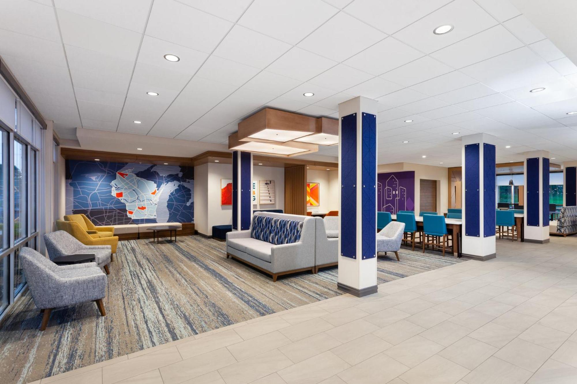 Holiday Inn Express & Suites Reedsburg - Dells Area By Ihg Εξωτερικό φωτογραφία